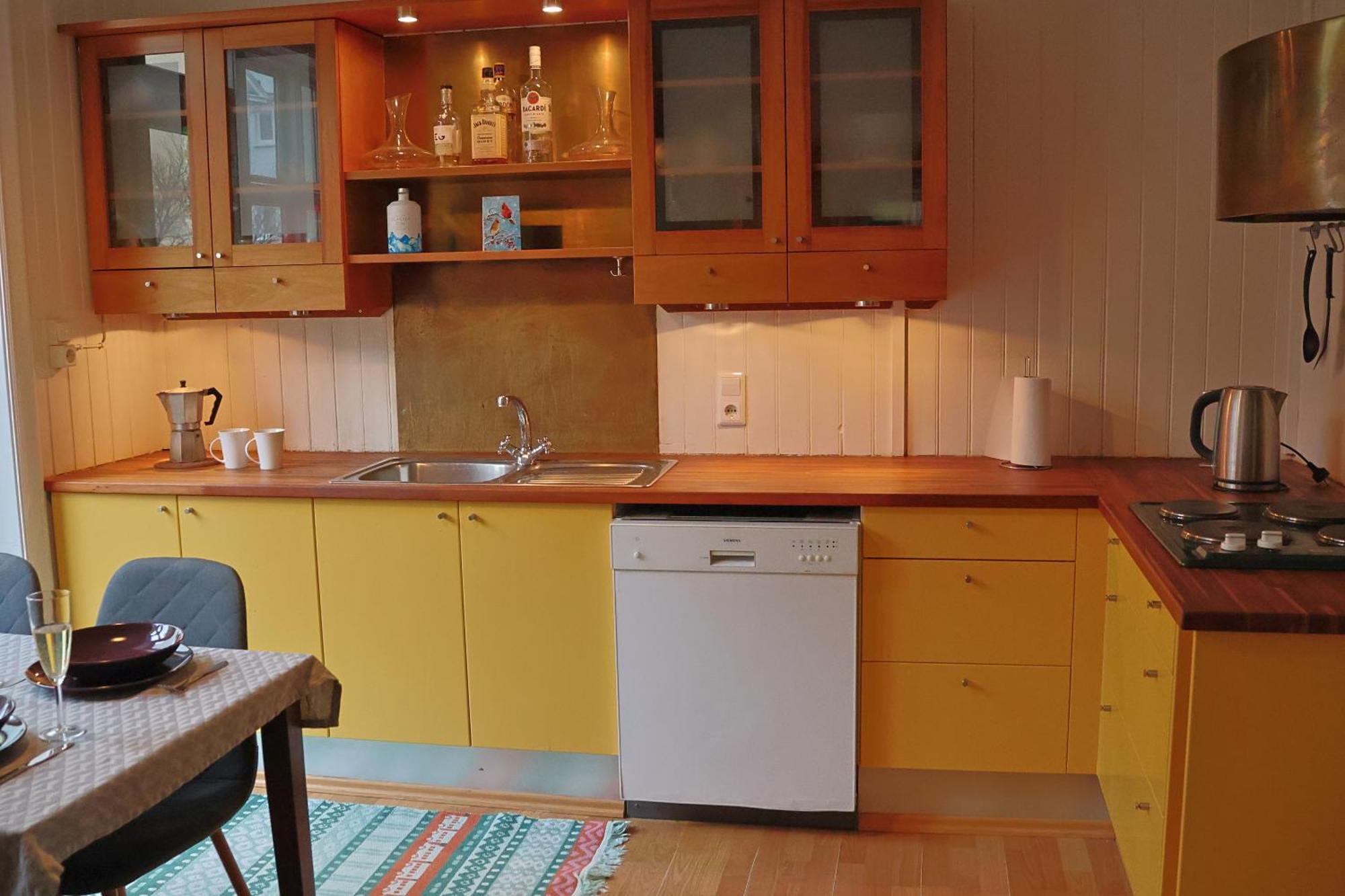 Ragna'S Apartment Downtown. Reykjavik Exterior photo